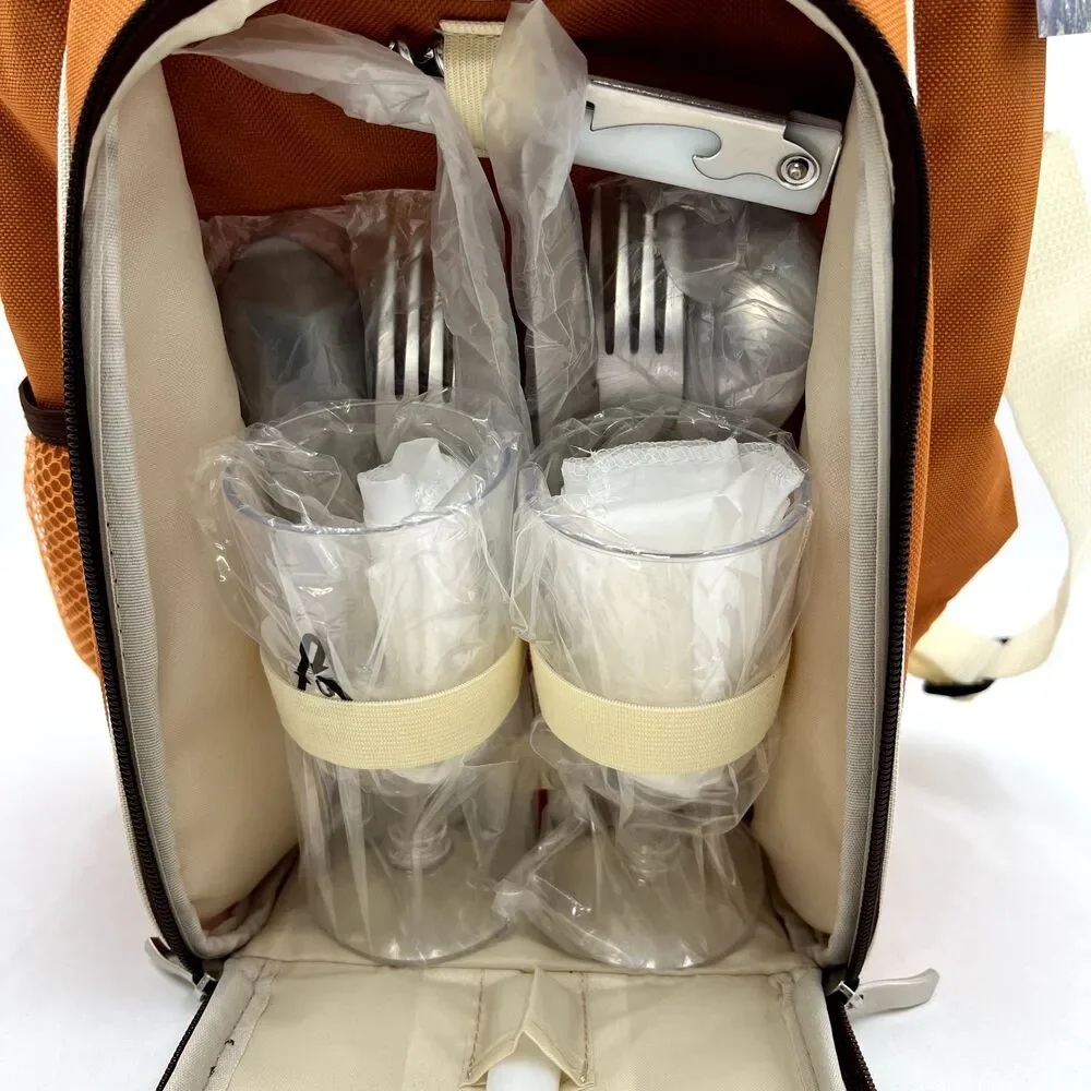 Cedar Trail Picnic Backpack for Two Romantic Wine/Cheese  Brand New